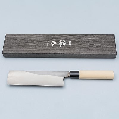 Ittetsu Uraoshi Hand Forged Tsuchime Kurouchi Shiro #2 Usuba 18 cm