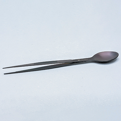 Kazoku Tasting Spoon With Tweezers Black