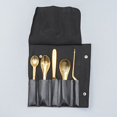Kazoku Gourmet Tools 5-Piece Gold + Leather Roll Folder
