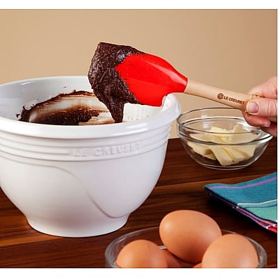 Le Creuset Silicone Pro Spatula Medium Red