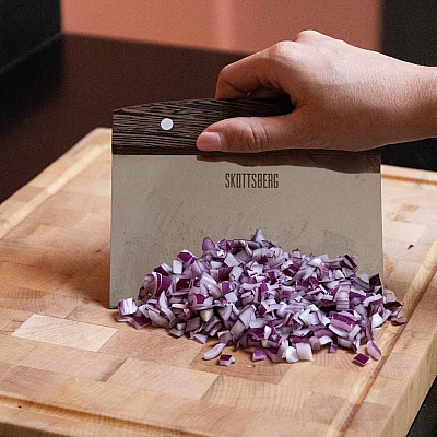 Skottsberg Bench Scraper