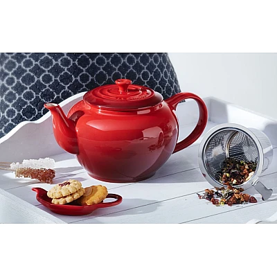 Le Creuset Classic Teapot 1.3 liters