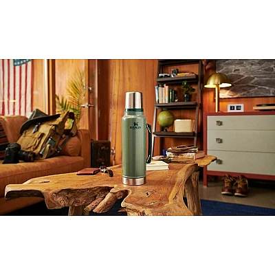 Stanley Classic Vacuum Fles Groen 2.3 Liter