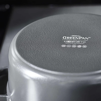 GreenPan Featherweights Kasserolle Schwarz 22 cm