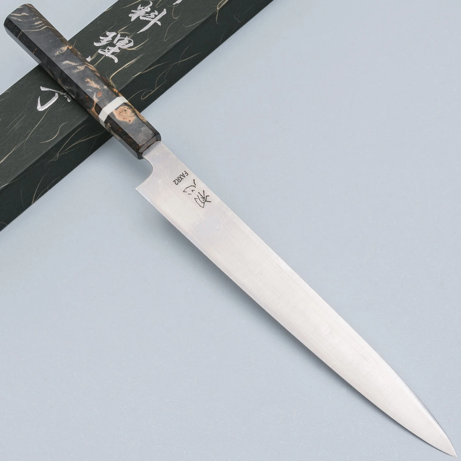 Hatsukokoro FAXR2 Sujihiki 27 cm - HK-HK-FAXR2-CLAD-27-SU-BI