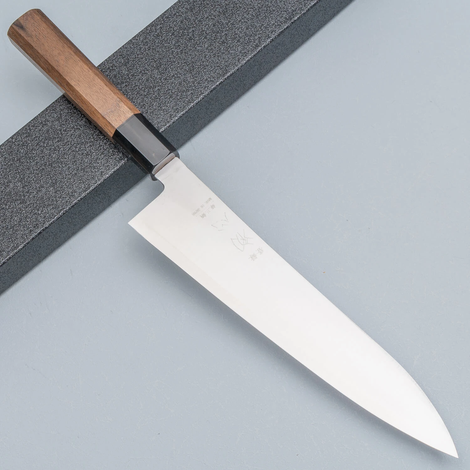 Hatsukokoro Hayabusa Ginsan Gyuto 21 cm | Knivesworld.eu