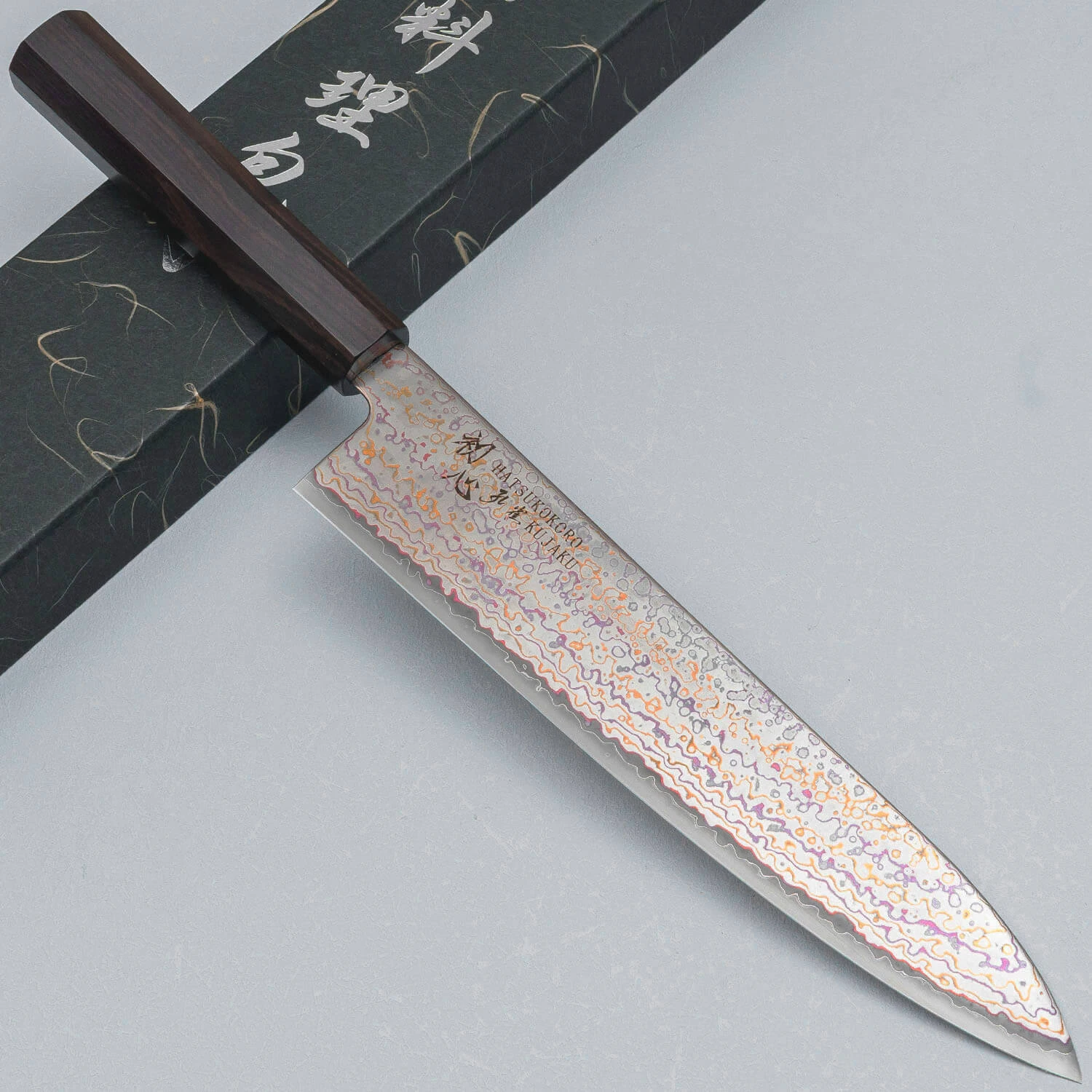 Hatsukokoro Kujaku V-Toku 2 Rainbow Damast Gyuto 24 cm