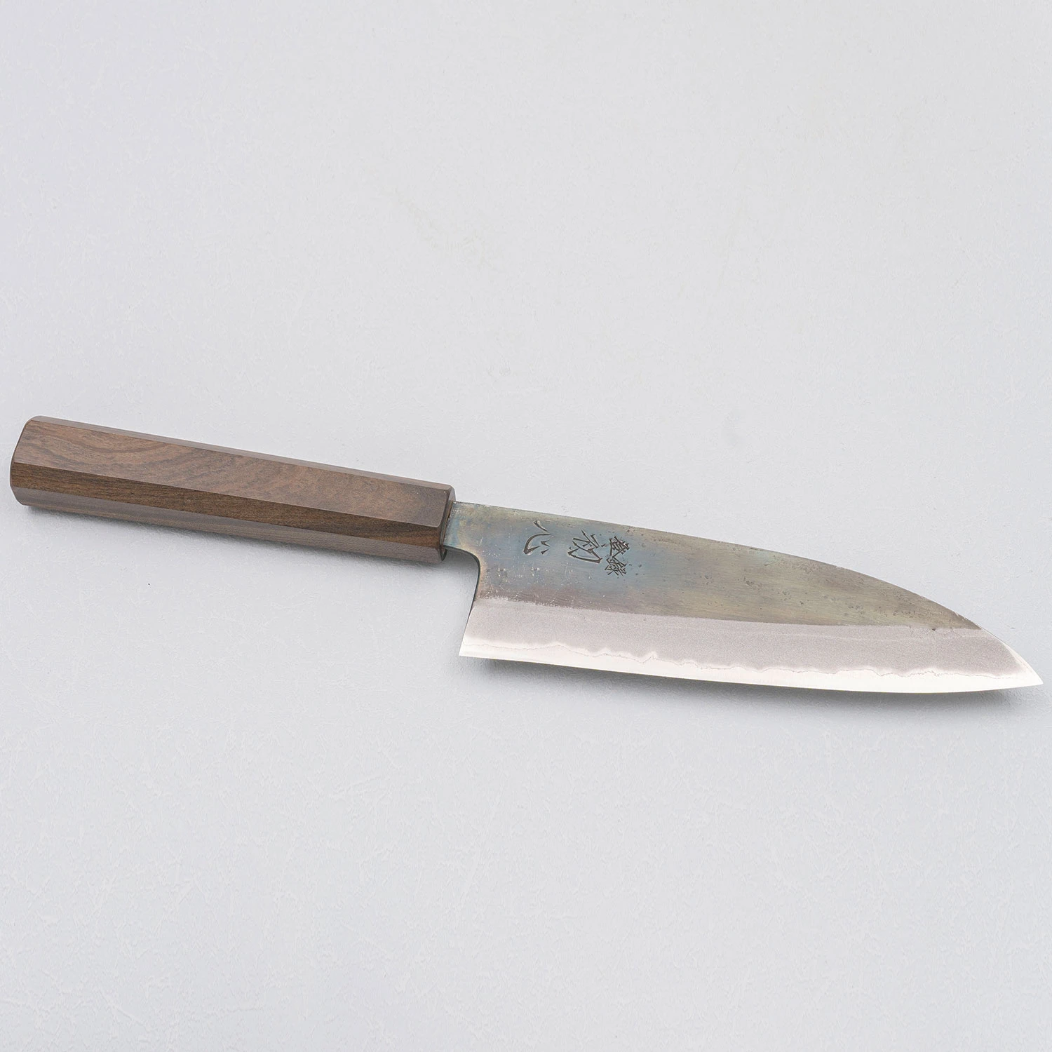 Hatsukokoro Kurosagi Aogami Super Santoku 16.5 cm | Knivesworld.eu