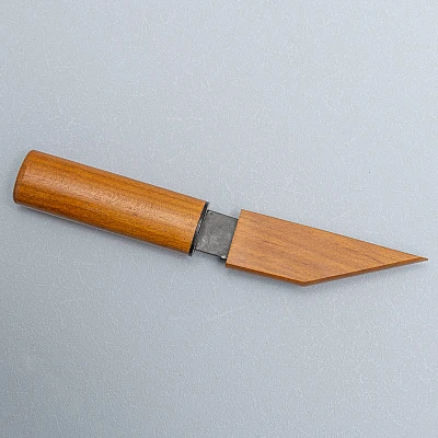 Kanetsune Kiridashi Kishin Mes Kersenhout