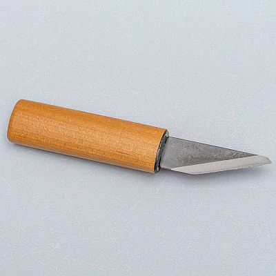 Kanetsune Kiridashi Rikizan Knife Cherry Wood