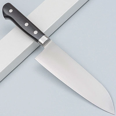 Kazoku Aogami #2 Migaki Santoku 18 cm