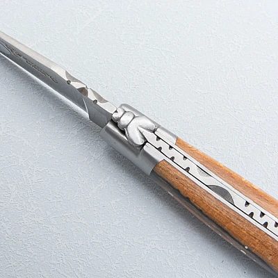 Laguiole en Aubrac Zakmes Bois de Fer 12 cm