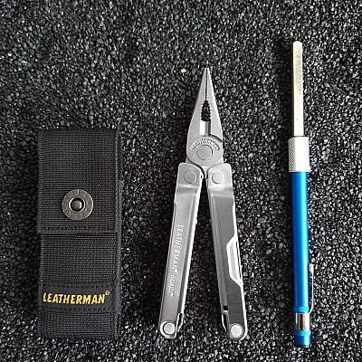 Leatherman Bond Multitool