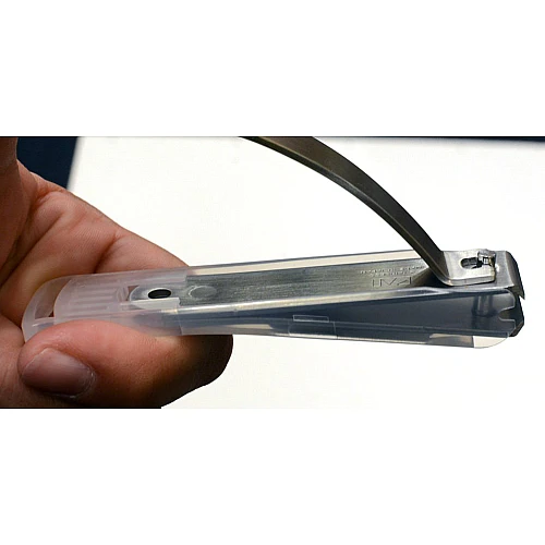 kai nail clippers medium