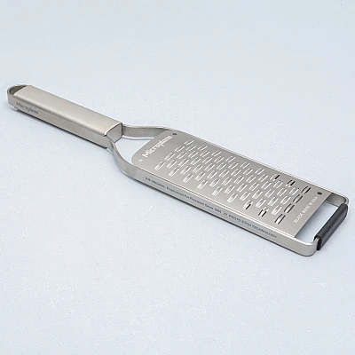 Microplane Professional 2 Medium Ribbon