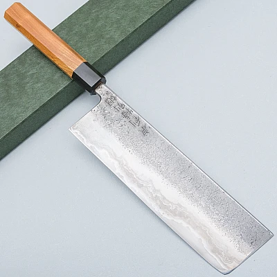 Munetoshi Blooming Iron Nashiji Nakiri 21 cm