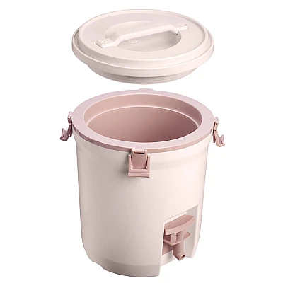 Stanley Fast-Flow Water Jug 7.5 Liter 