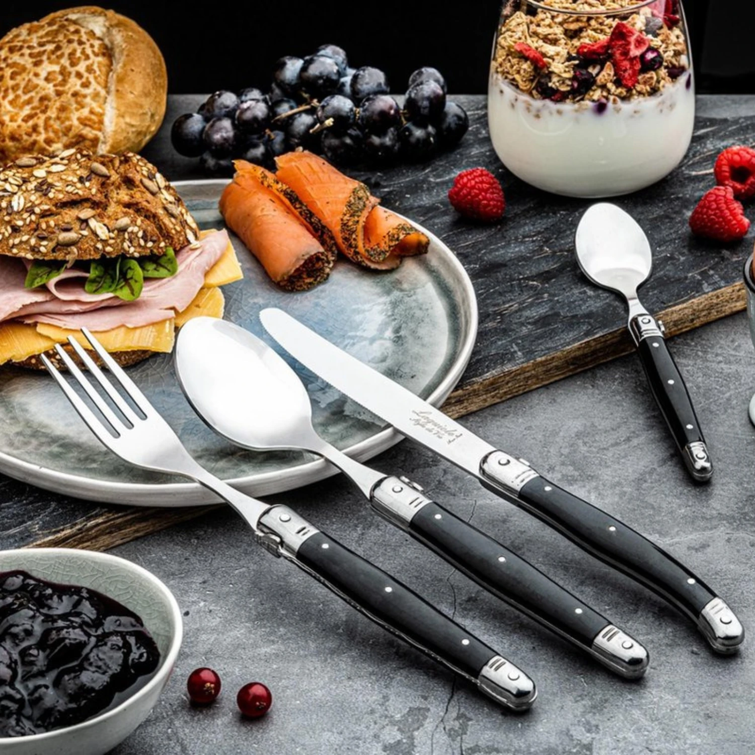 Laguiole Style de Vie Premium Cutlery Set Black 24-Piece