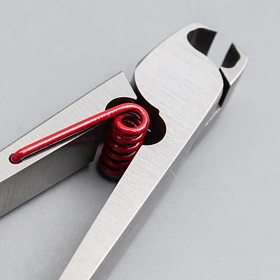 Suwada Japanese Nail Clippers Petit Red + Case Gift Set