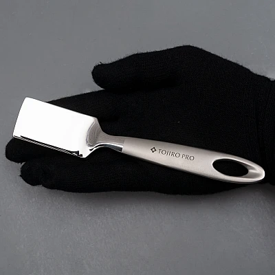 Tojiro Visontschubber