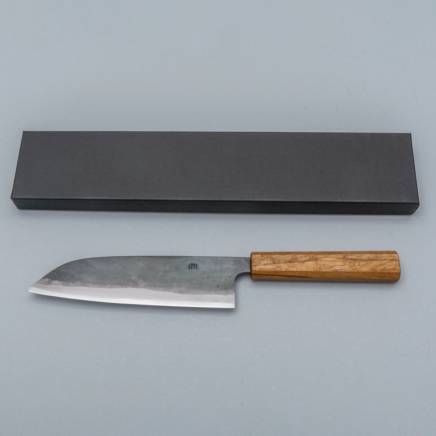 Tosa Tsukasa Shirogami Kurouchi Santoku 18 cm | Knivesworld.eu