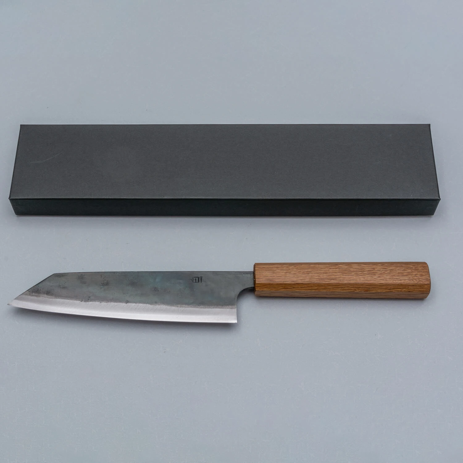 Tosa Tsukasa Shirogami Kurouchi Bunka 18 cm | Knivesworld.eu