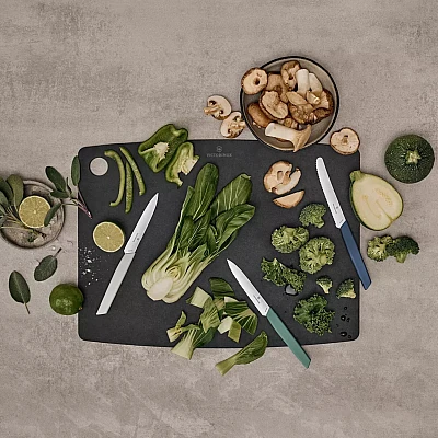 Victorinox Kitchen Series Cutting Board Black 36.8 x 28.5 cm