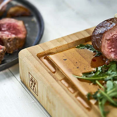 Zwilling Bamboo Cutting Board 25 x 18 cm