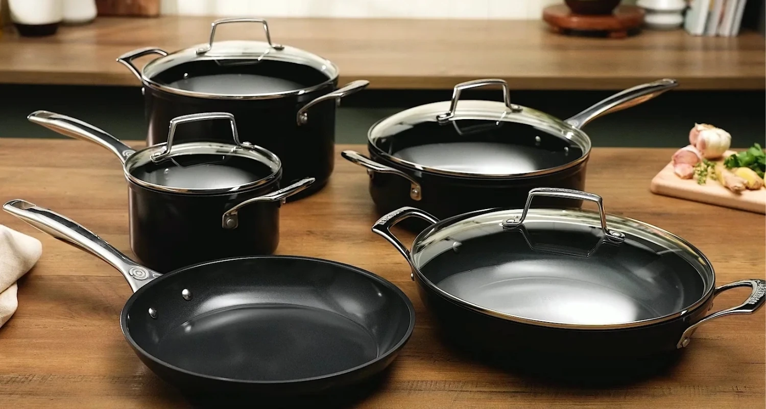 Le Creuset Essential Non-Stick Ceramic Steelpan met Deksel 20 cm