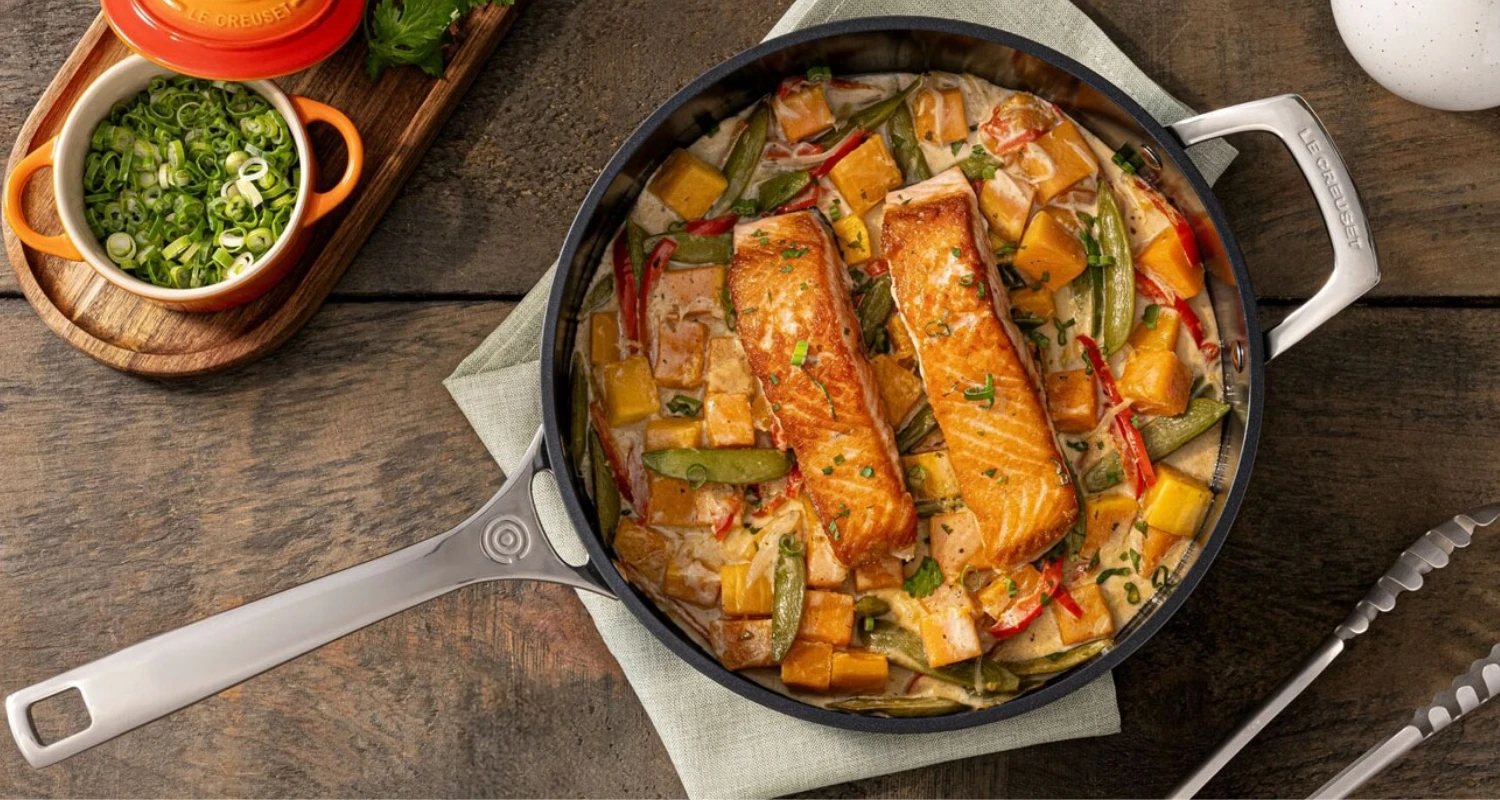 Le Creuset Essential Non-Stick Ceramic Sauteerpan 26 cm
