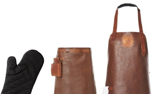 Schürzen und
                    Ofenhandschuhe